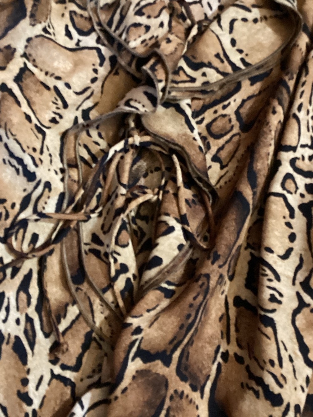 Zara Animal-Print blouse. - Picture 3 of 7